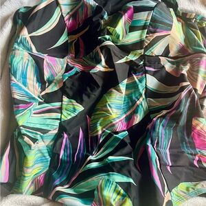 Torrid Plus Size Tropical Leaf One Piece Swimsuit Never Worn size 3 (22/24 3x)